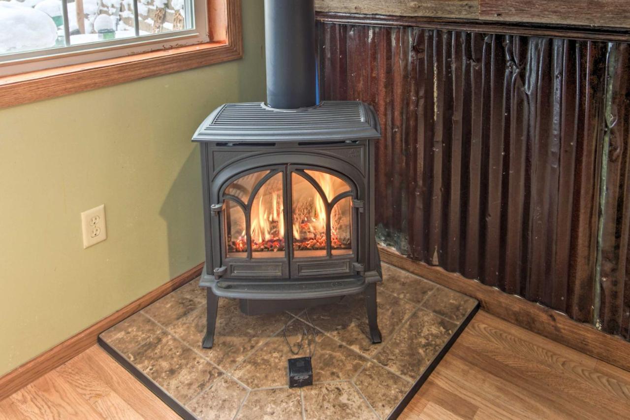 Lakefront Deer River Apt With Dock, Fire Pit And Patio Exterior foto